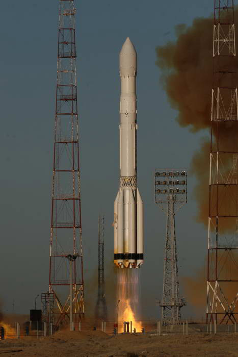 Russian Space Officials Punished for Botched Satellite Launch